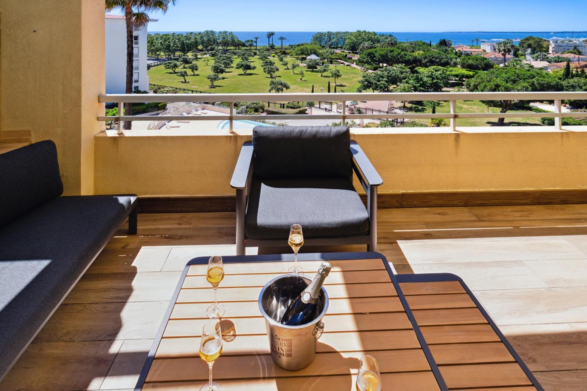 Duplex Villa Les Pins 89M2 Et Terrasse 30M2 Антиб Экстерьер фото